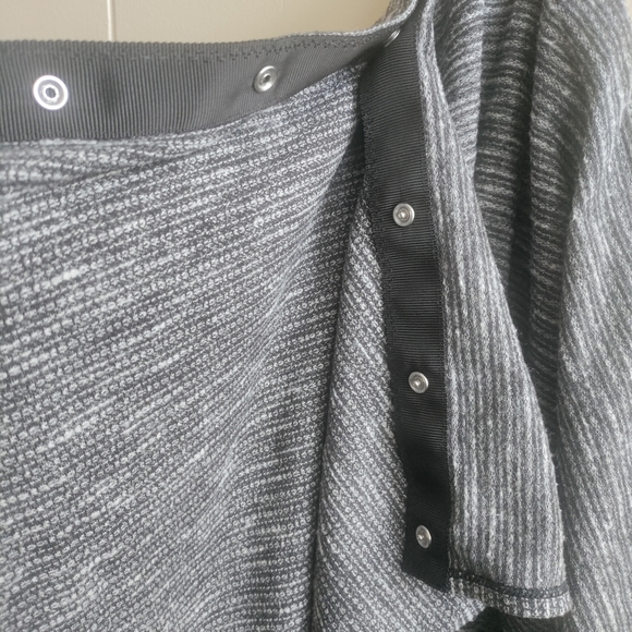 Lululemon Vinyasa Infinity Scarf - Picture 5 of 5